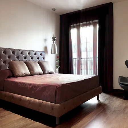 Szálloda Banke Opera, Autograph Collection 5*