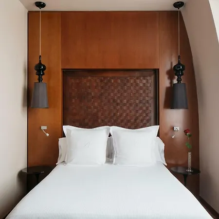 Banke Opera, Autograph Collection 5*