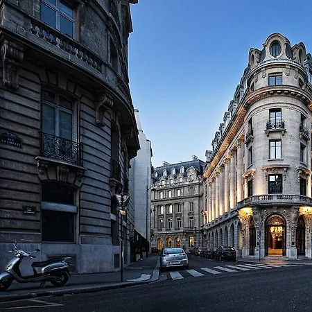 Banke Opera, Autograph Collection 5* Paris