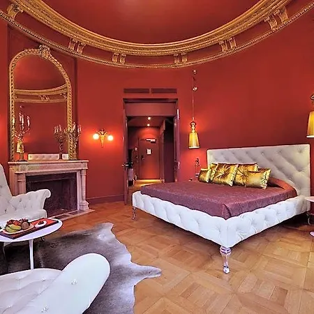 Banke Opera, Autograph Collection Hotel