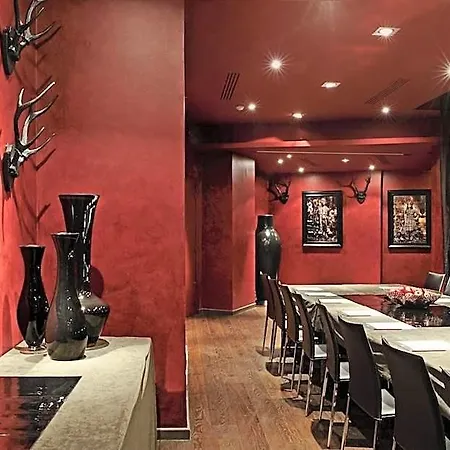 Banke Opera, Autograph Collection Hotel 5*