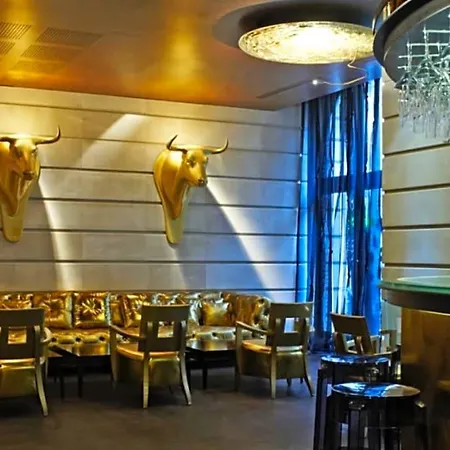 Banke Opera, Autograph Collection Hotel