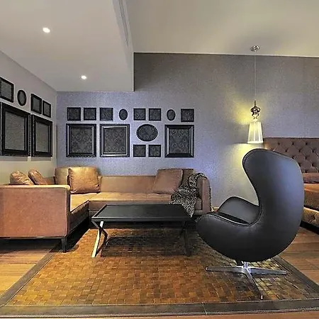 Banke Opera, Autograph Collection 5*