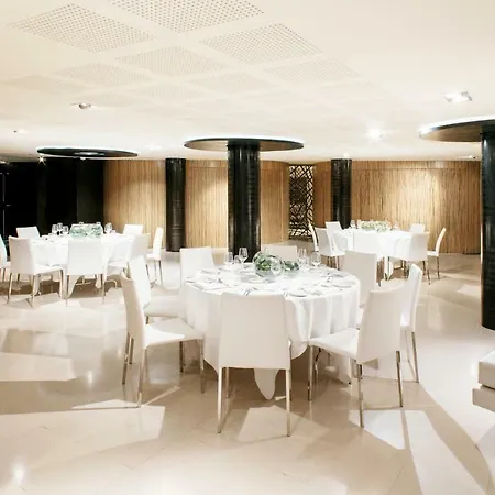 Banke Opera, Autograph Collection Hotell 5*