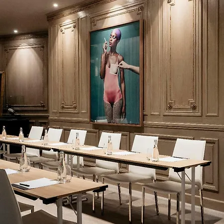 Banke Opera, Autograph Collection Hotel 5*
