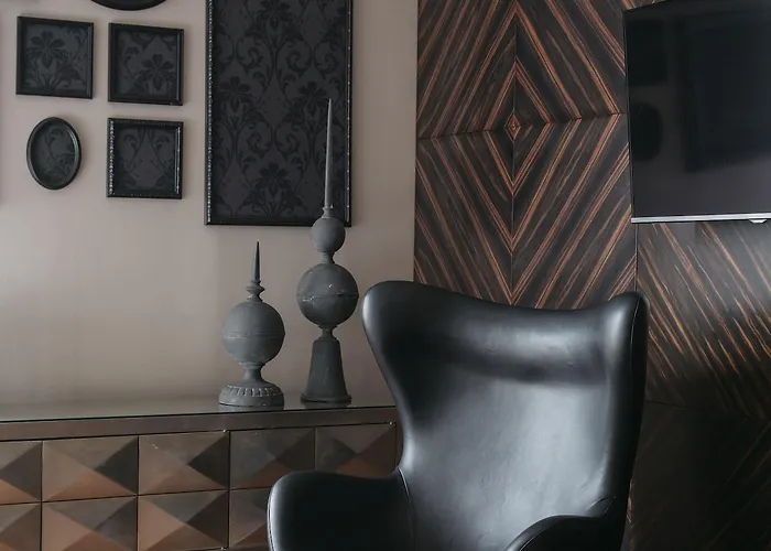 Banke Opera, Autograph Collection 파리