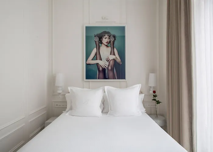 Banke Opera, Autograph Collection 파리