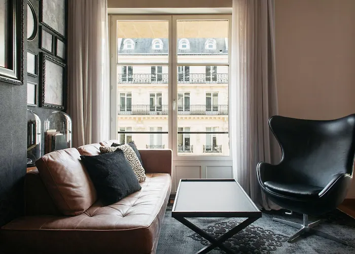 Banke Opera, Autograph Collection