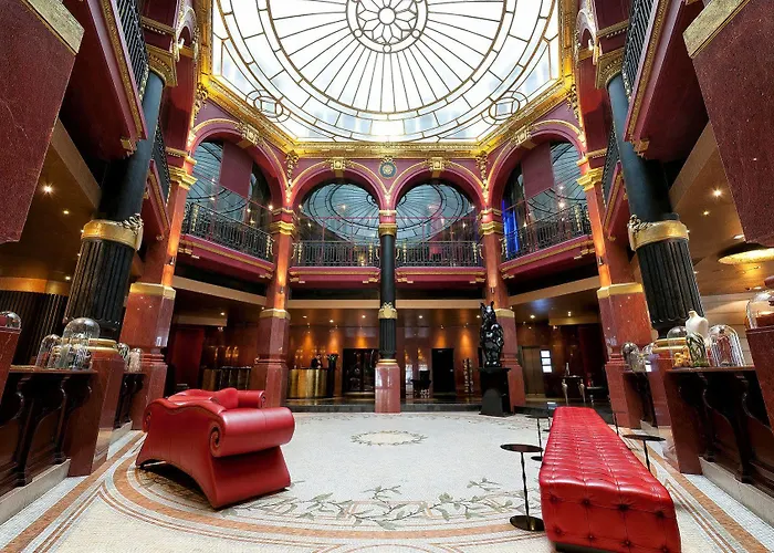 Banke Opera, Autograph Collection Hotel Paryż