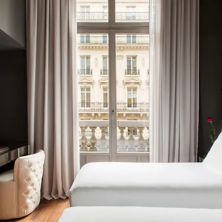 Banke Opera, Autograph Collection 5*