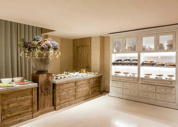 Banke Opera, Autograph Collection