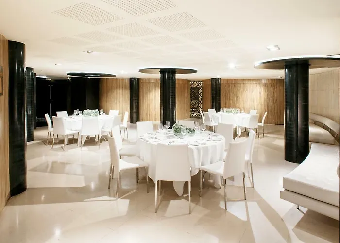 Banke Opera, Autograph Collection מלון 5*